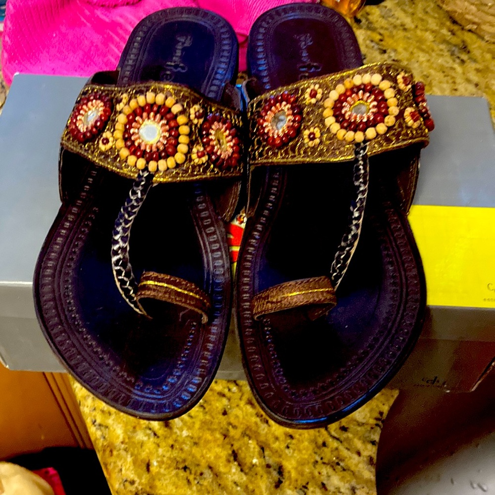 NWT gorgeous women’s slip on shoes size 10.